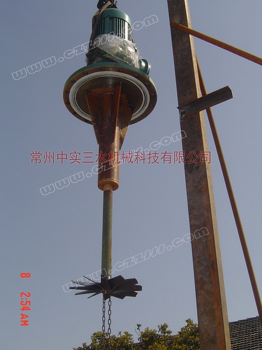 推進式攪拌機施工現(xiàn)場