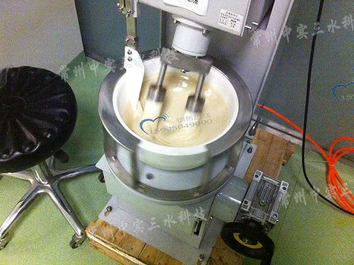 雙杵電動(dòng)乳缽研磨機(jī)運(yùn)用